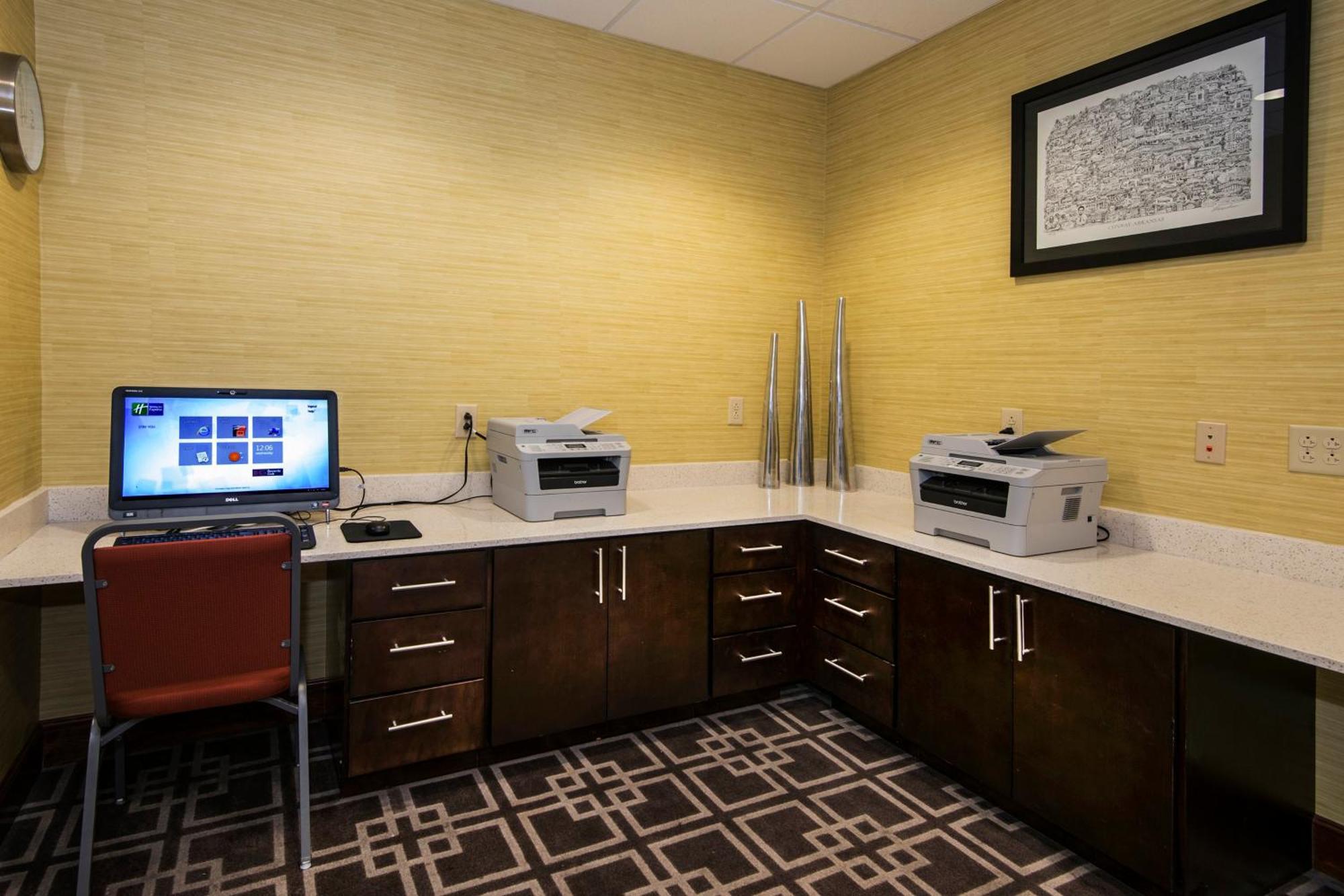 Holiday Inn Express Conway By Ihg Екстер'єр фото
